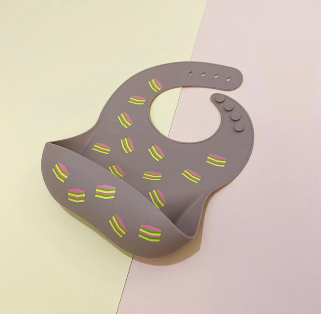 Silicon Bib (Kueh Lapis- Purplish Peach)