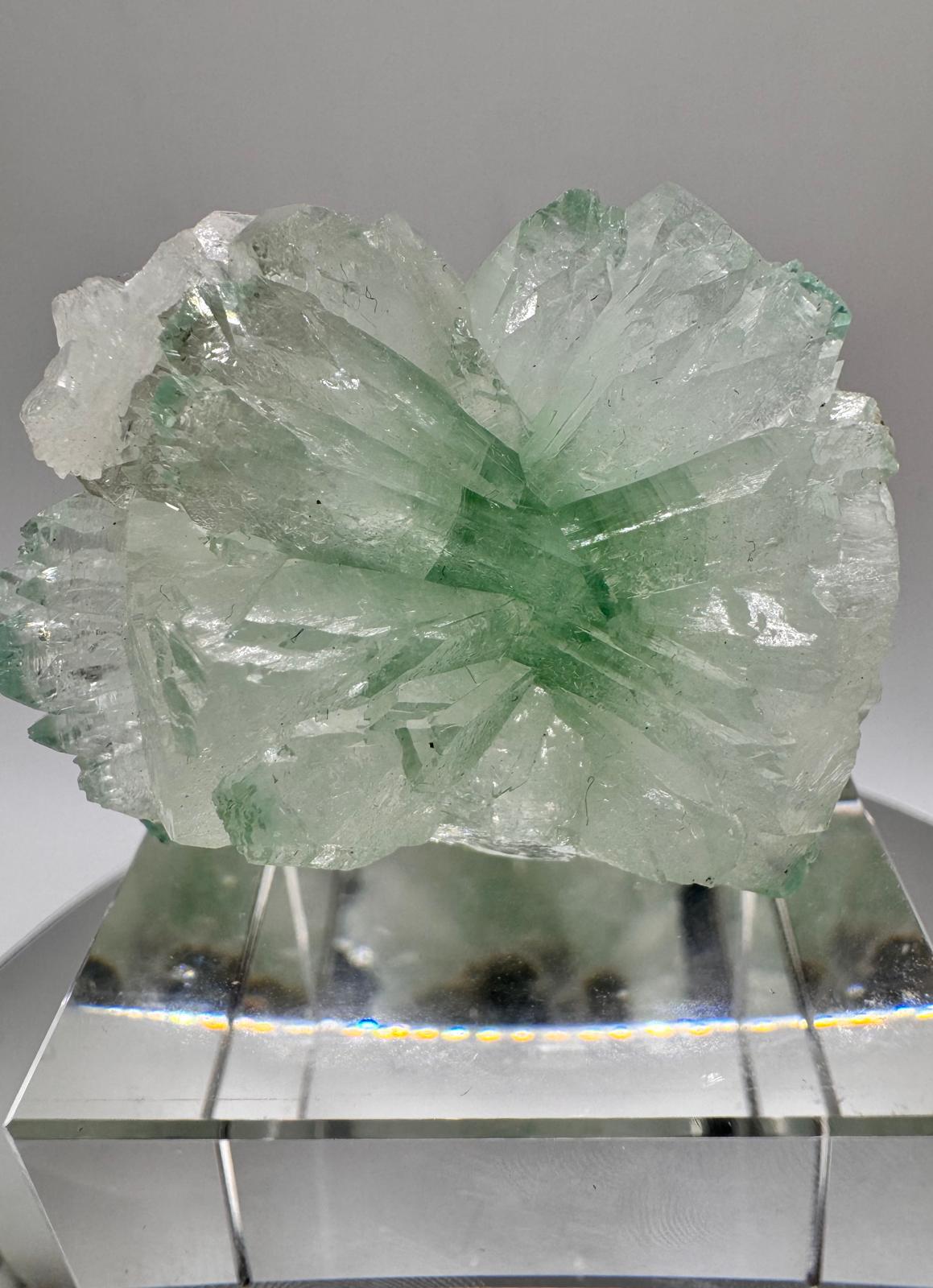 Simply Rocks - Apophyllite