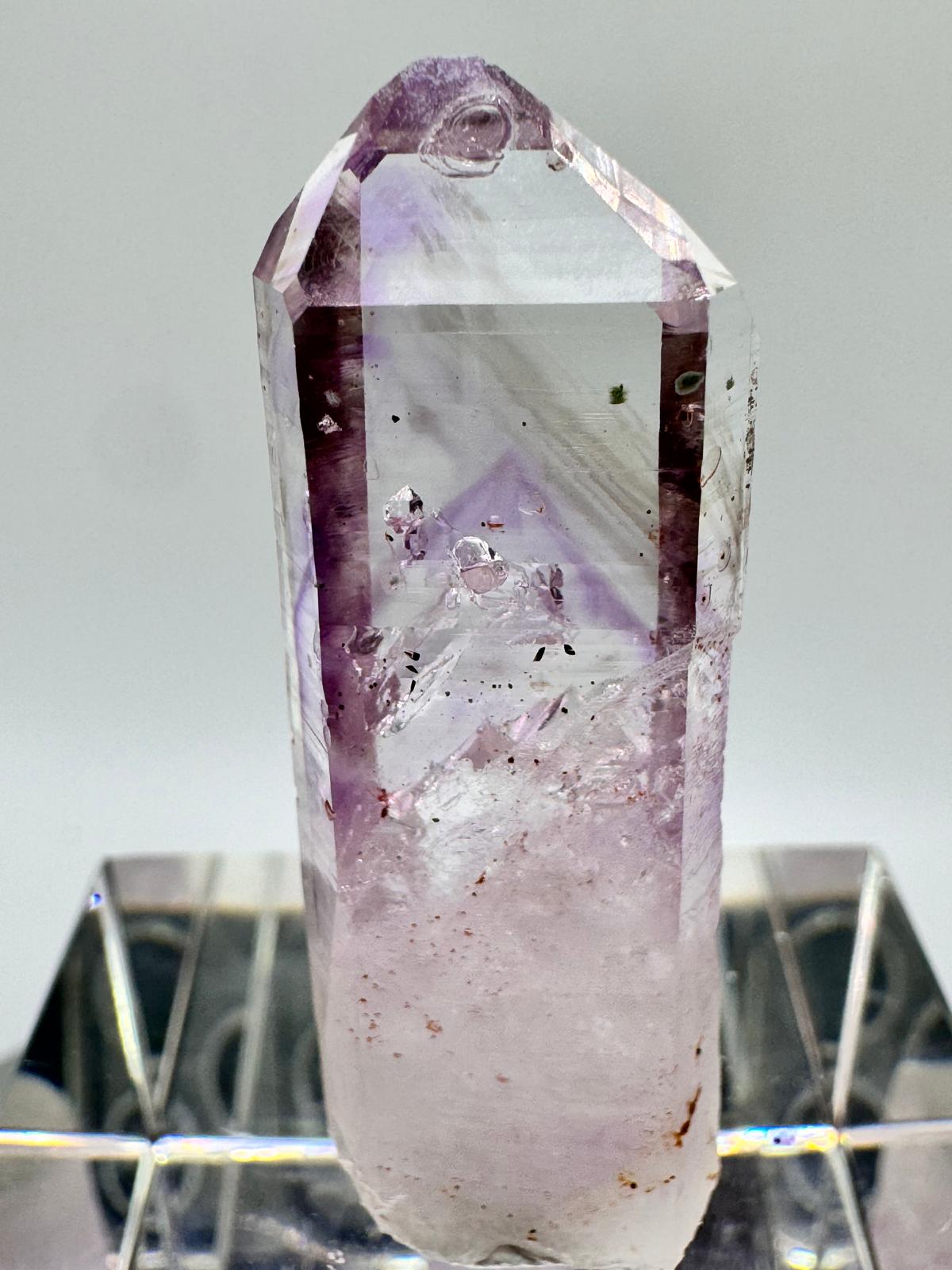 Simply Rocks - Amethyst with Enhydro