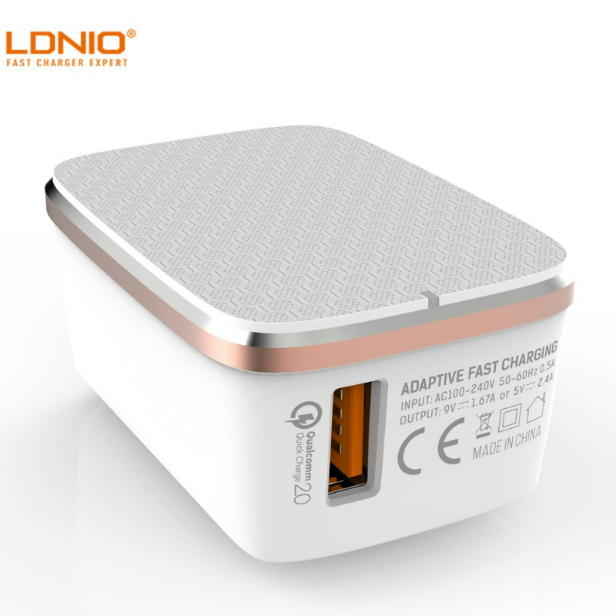LDNIO 18W QC3.0 Fast Charging Travel USB Charger (Includes Micro USB cable)