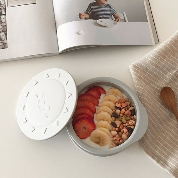 Mother's Corn Sunny Silicone Suction Bowl with Lid - Grey